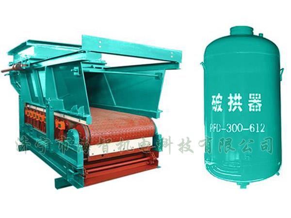 防止在給料機距離倉口較高的時候，連接段內的物料壓實粘結成拱或粘壁